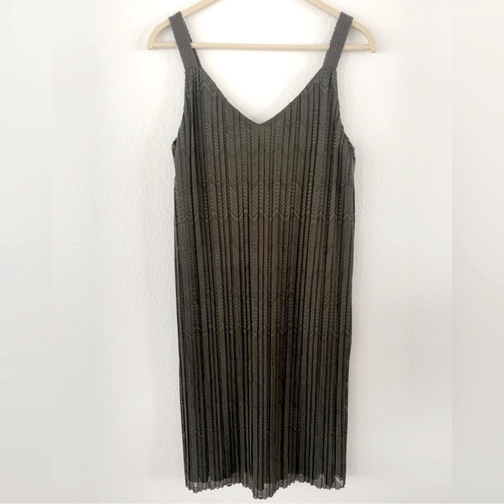 Anthropologie Meadow Rue Moss Green Prespa Pleated Slip Dress Size 8